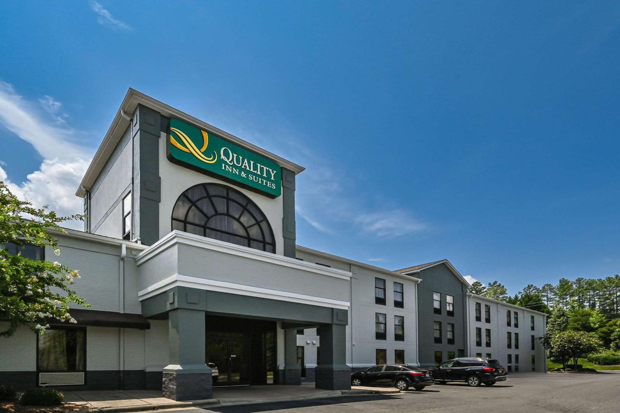 Quality Inn & Suites Matthews - Charlotte Exterior photo