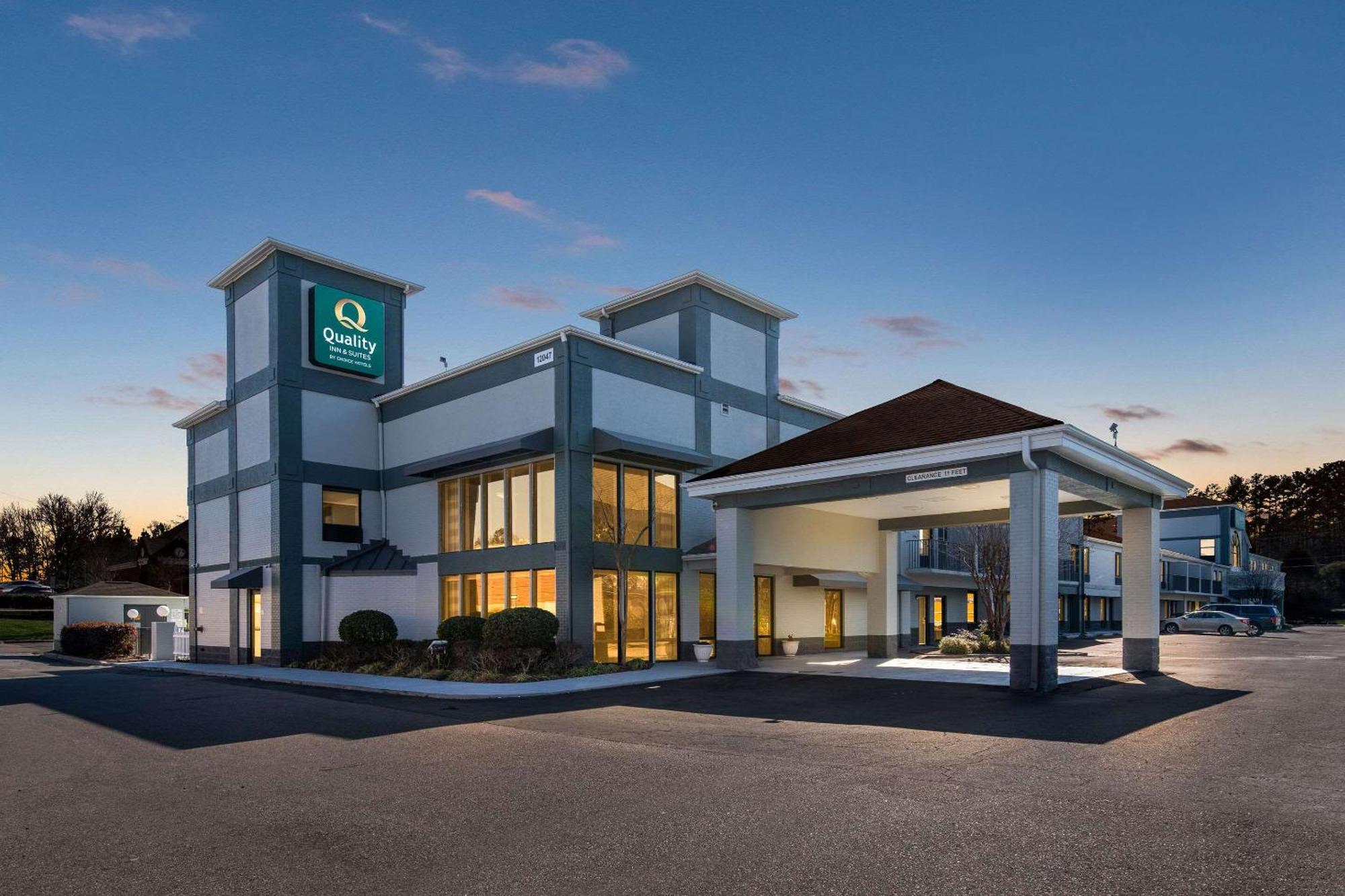 Quality Inn & Suites Matthews - Charlotte Exterior photo